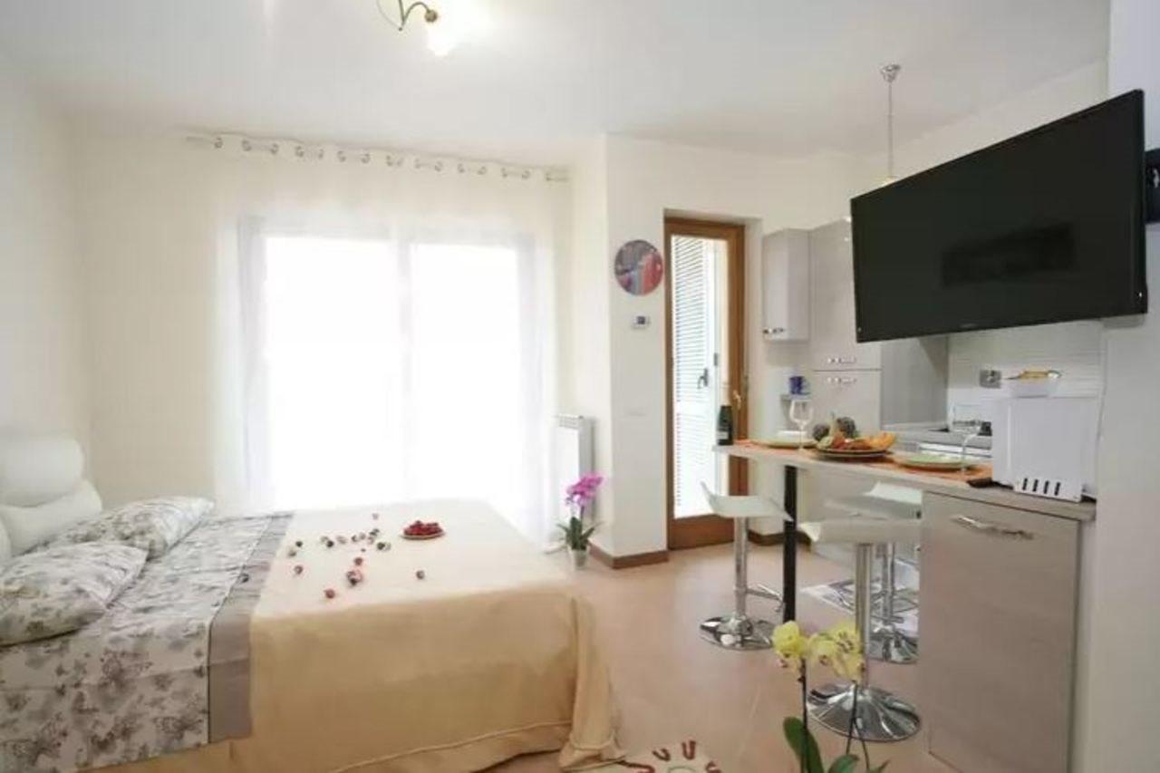 Suite Andrea Fiumicino Exterior photo